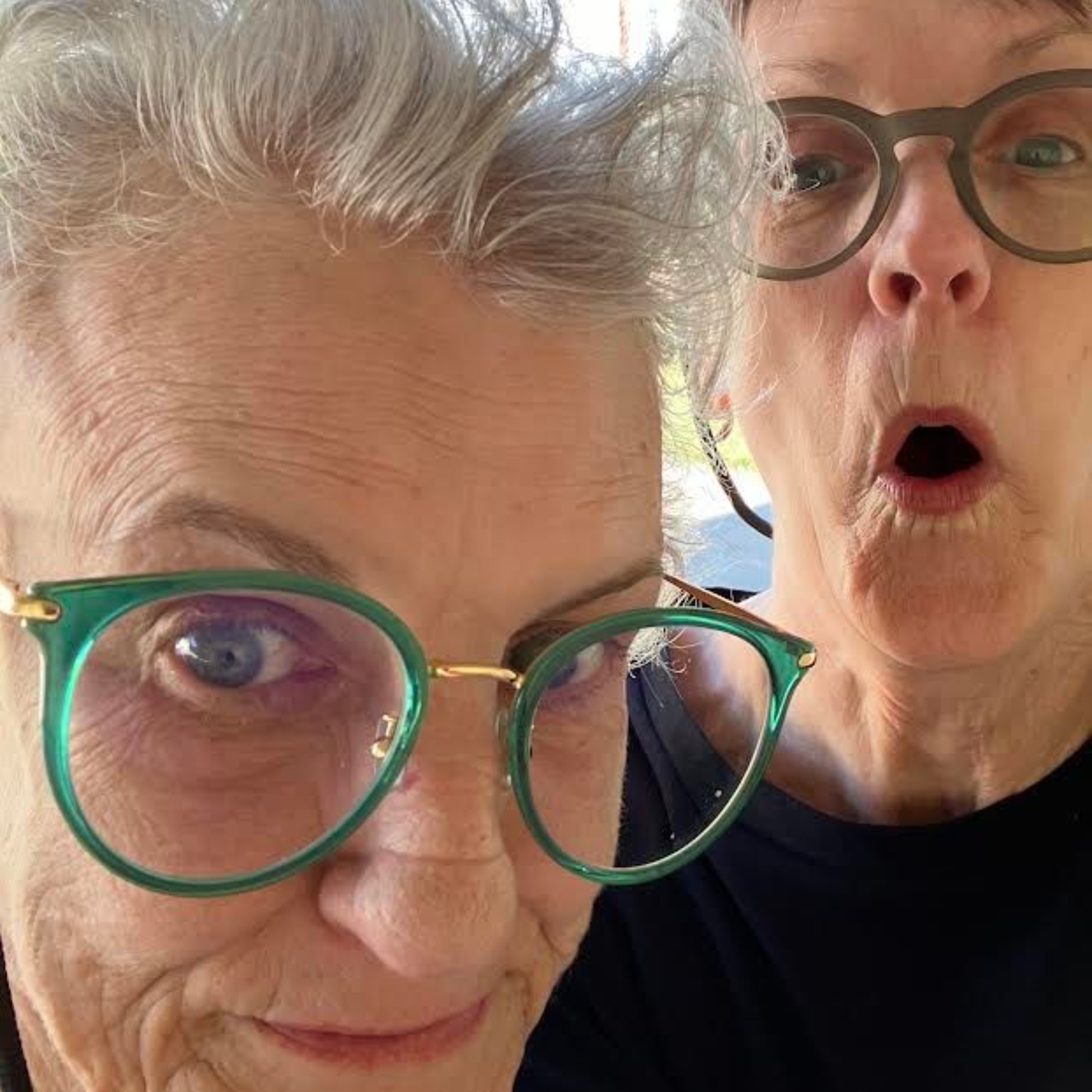 The Midlife Gals Gone Gray, w/ sisters Kelly and Sally Jackson