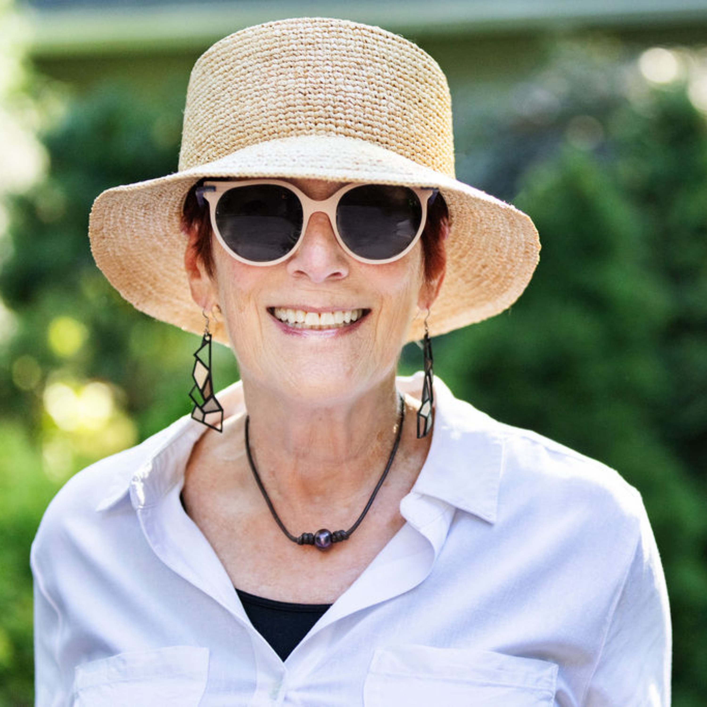 Who Is That Woman Behind The Mic? w/ Jane Leder